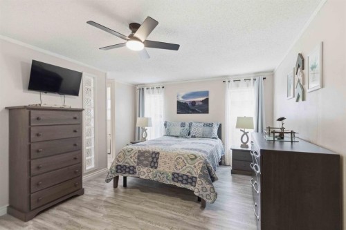 105 Sumac Crescent, Fort Mcmurray, AB - Indoor Photo Showing Bedroom