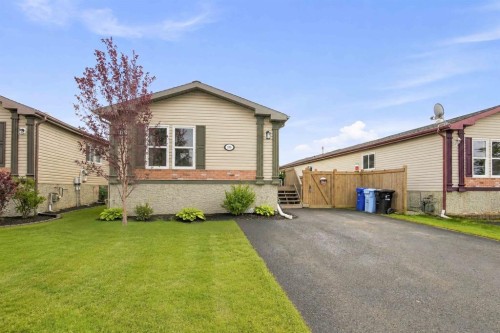 105 Sumac Crescent  Fort Mcmurray, AB T9K 0H8