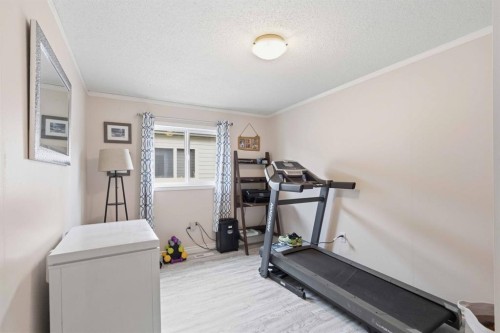 105 Sumac Crescent, Fort Mcmurray, AB - Indoor Photo Showing Gym Room