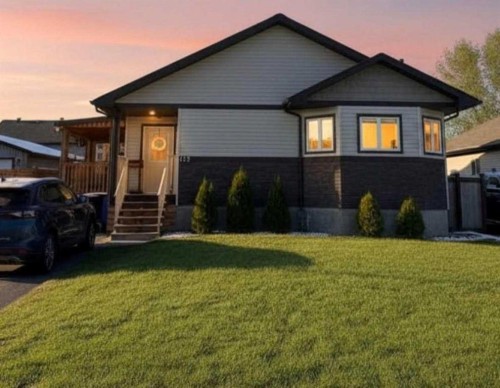 125 Beardsley Crescent, Fort Mcmurray, AB - Outdoor