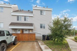 25-711 Beacon Hill Fort Mcmurray, AB T9H 3R5