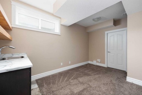 154 Athabasca Crescent, Fort Mcmurray, AB - Indoor Photo Showing Other Room
