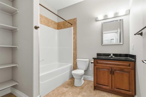 115 Widgeon Place, Fort Mcmurray, AB - Indoor Photo Showing Bathroom