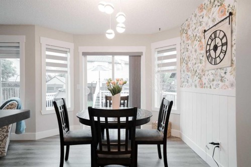 213 Parry Crescent, Fort Mcmurray, AB - Indoor Photo Showing Dining Room