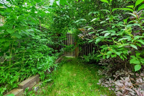 245 Bacon Place, Fort Mcmurray, AB - Outdoor