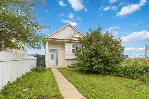 102 Dominion Drive  Fort Mcmurray, AB T9K 2N2