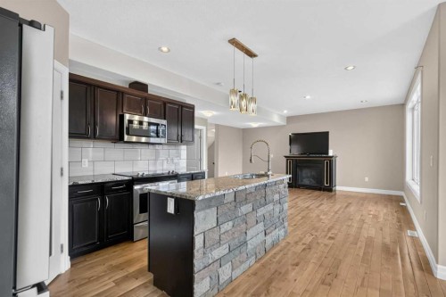 104 Killdeer Way, Fort Mcmurray, AB - Indoor Photo Showing Kitchen With Upgraded Kitchen
