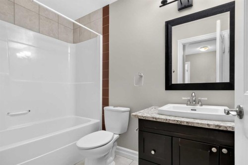 104 Killdeer Way, Fort Mcmurray, AB - Indoor Photo Showing Bathroom