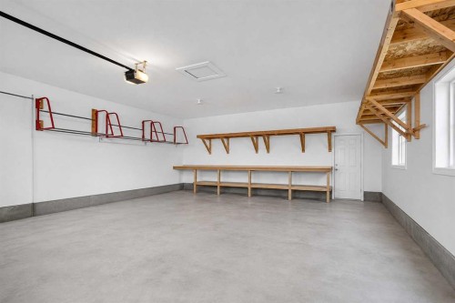 177 Leigh Crescent, Fort Mcmurray, AB - Indoor Photo Showing Other Room