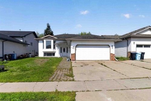 189 Ball Place  Fort Mcmurray, AB T9K 2A6