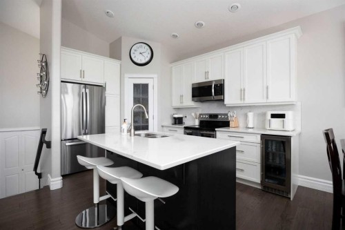 188 Pinnacle Place, Fort Mcmurray, AB - Indoor Photo Showing Kitchen With Stainless Steel Kitchen With Double Sink
