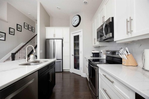 188 Pinnacle Place, Fort Mcmurray, AB - Indoor Photo Showing Kitchen With Stainless Steel Kitchen With Double Sink With Upgraded Kitchen