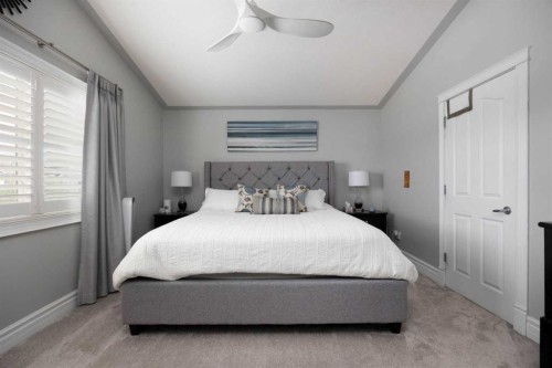 188 Pinnacle Place, Fort Mcmurray, AB - Indoor Photo Showing Bedroom