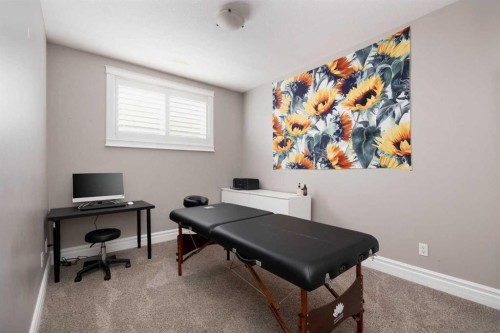 188 Pinnacle Place, Fort Mcmurray, AB - Indoor Photo Showing Other Room