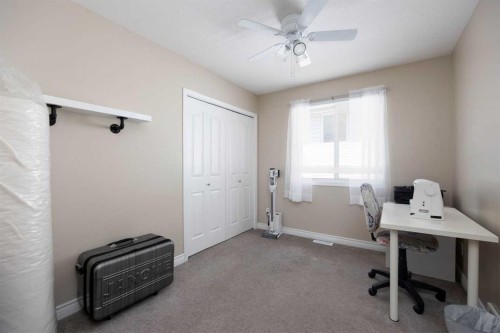 168 Lightbown Way, Fort Mcmurray, AB - Indoor Photo Showing Office