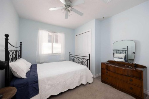 168 Lightbown Way, Fort Mcmurray, AB - Indoor Photo Showing Bedroom