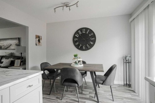 114 Hilltop Crescent, Fort Mcmurray, AB - Indoor Photo Showing Dining Room