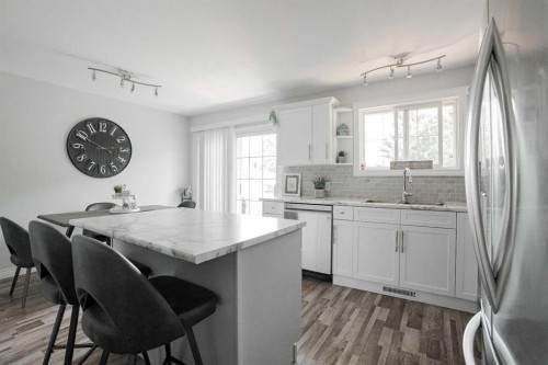 114 Hilltop Crescent, Fort Mcmurray, AB - Indoor