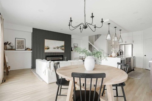 123 Athabasca Crescent, Fort Mcmurray, AB - Indoor Photo Showing Dining Room