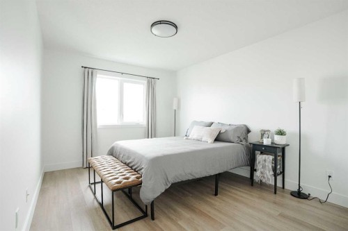 123 Athabasca Crescent, Fort Mcmurray, AB - Indoor Photo Showing Bedroom