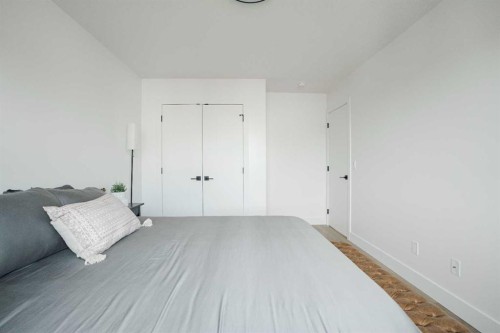 123 Athabasca Crescent, Fort Mcmurray, AB - Indoor Photo Showing Bedroom