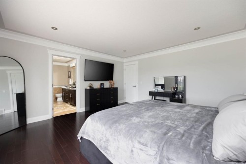724 Heritage Drive, Fort Mcmurray, AB - Indoor Photo Showing Bedroom