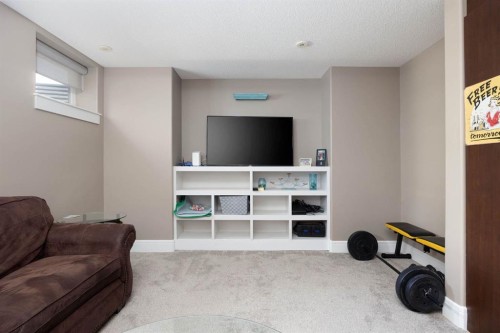 201 Snowy Owl Way, Fort Mcmurray, AB 