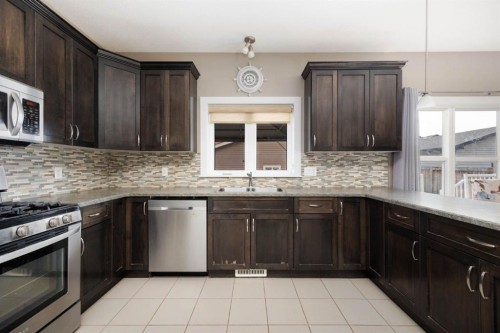 201 Snowy Owl Way, Fort Mcmurray, AB 