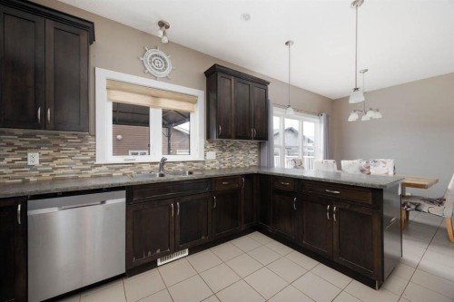 201 Snowy Owl Way, Fort Mcmurray, AB 