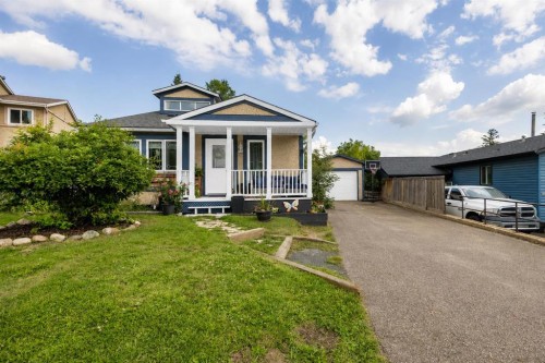 104 Rookery Bay  Fort Mcmurray, AB T9K 1E8