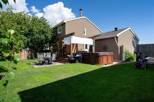 108 Norbasca Bay, Fort Mcmurray, AB - Outdoor