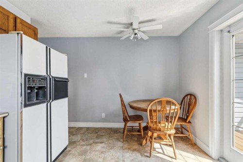 125 Oaks Crescent, Fort Mcmurray, AB - Indoor
