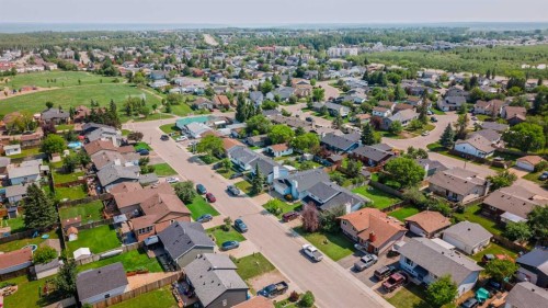 125 Oaks Crescent, Fort Mcmurray, AB - Outdoor With View
