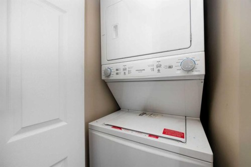 2302-200 Lougheed Drive, Fort Mcmurray, AB - Indoor Photo Showing Laundry Room