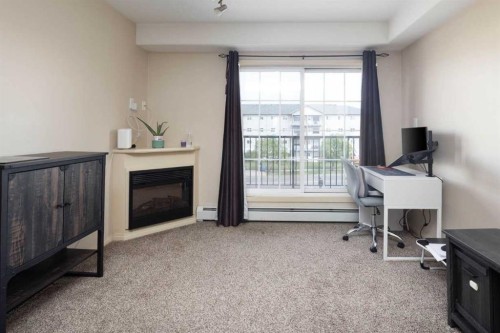 2302-200 Lougheed Drive, Fort Mcmurray, AB - Indoor Photo Showing Office