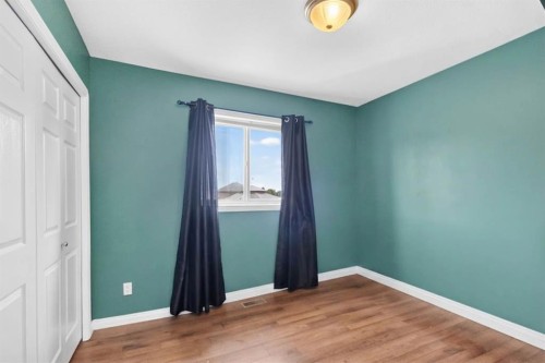 337 Diefenbaker Drive, Fort Mcmurray, AB - Indoor Photo Showing Other Room