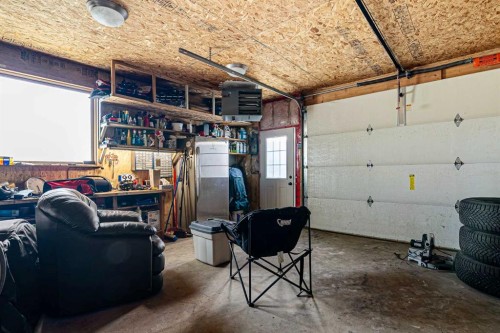 128 Cornwall Drive, Fort Mcmurray, AB - Indoor Photo Showing Garage