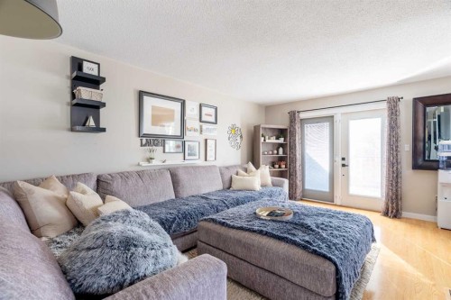 128 Cornwall Drive, Fort Mcmurray, AB - Indoor Photo Showing Bedroom