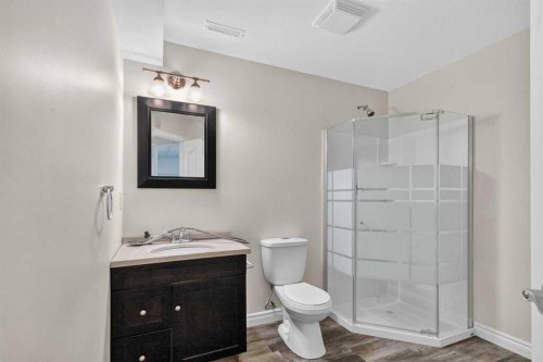 164 Fireweed Crescent, Fort Mcmurray, AB - Indoor Photo Showing Bathroom