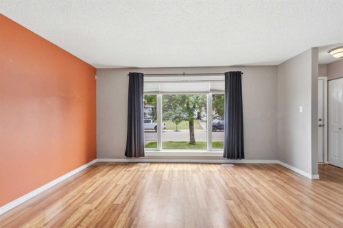 157 Rogers Crescent, Fort Mcmurray, AB - Indoor Photo Showing Other Room