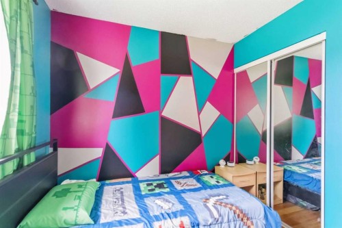 157 Rogers Crescent, Fort Mcmurray, AB - Indoor Photo Showing Bedroom