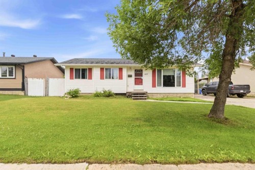 157 Rogers Crescent, Fort Mcmurray, AB - Outdoor