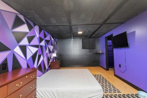 157 Rogers Crescent, Fort Mcmurray, AB - Indoor Photo Showing Bedroom