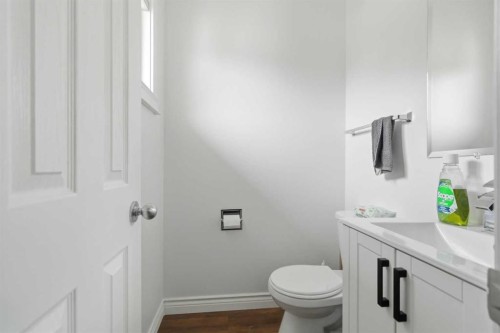157 Rogers Crescent, Fort Mcmurray, AB - Indoor Photo Showing Bathroom