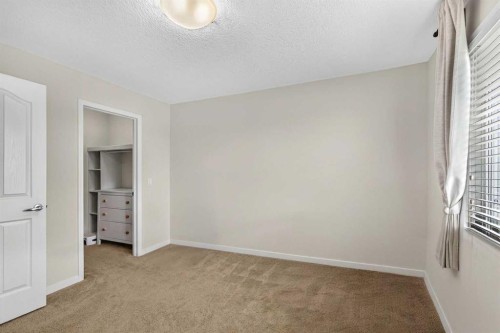 229 Heritage Drive, Fort Mcmurray, AB - Indoor Photo Showing Other Room