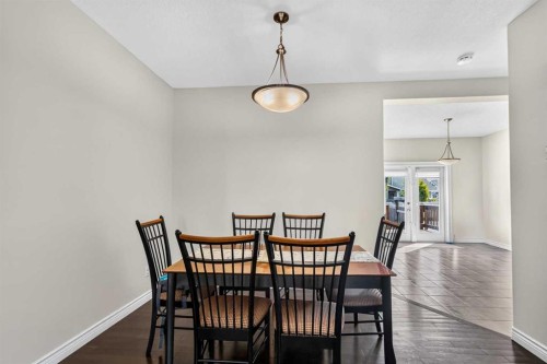 229 Heritage Drive, Fort Mcmurray, AB - Indoor Photo Showing Dining Room