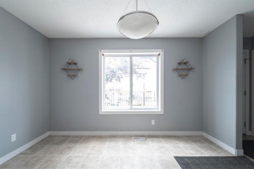 112 Sandstone Lane, Fort Mcmurray, AB - Indoor Photo Showing Other Room