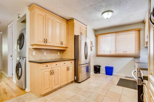 170 Wolverine Drive, Fort Mcmurray, AB - Indoor Photo Showing Laundry Room