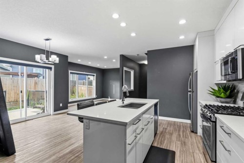 201 Athabasca Avenue, Fort Mcmurray, AB - Indoor Photo Showing Kitchen