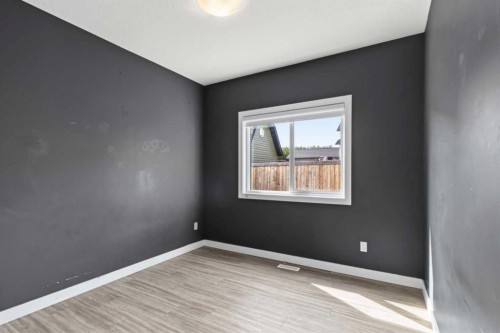 201 Athabasca Avenue, Fort Mcmurray, AB - Indoor Photo Showing Other Room